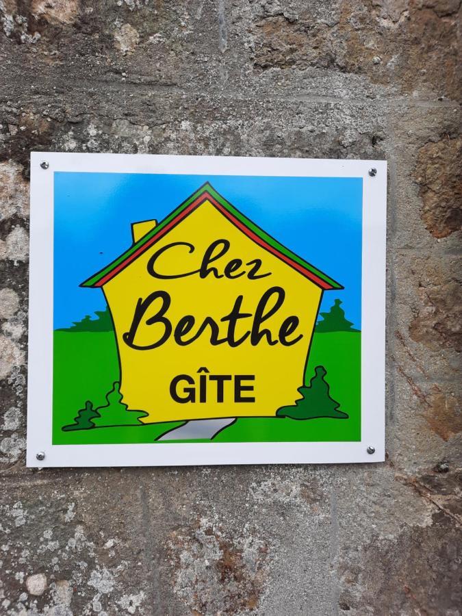 Gite Chez Berthe Pontfarcy Экстерьер фото